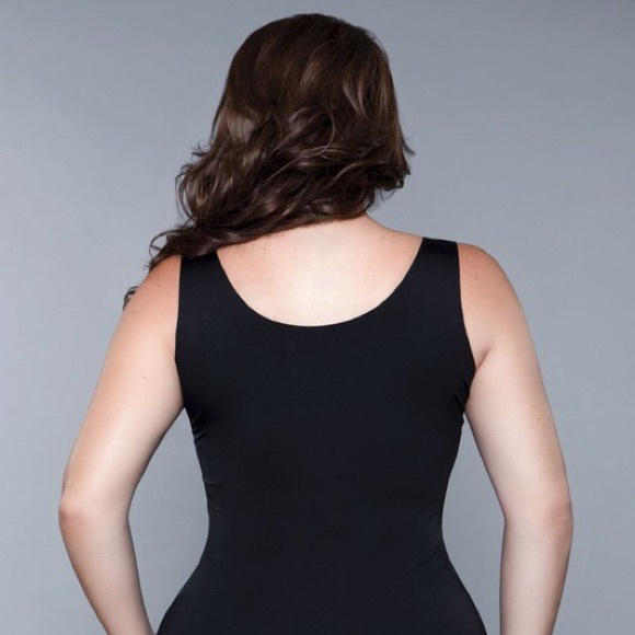 Seamless Shape-wear Top - Picture 4 of 7